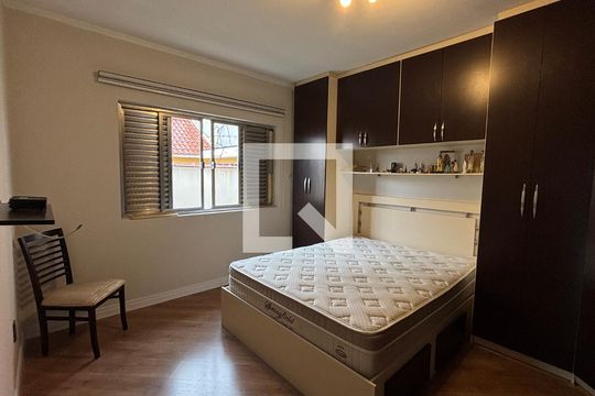 Quarto 1 de casa à venda com 3 quartos, 350m² em Parque das Nações, Santo André