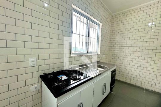 Sala/Cozinha de apartamento para alugar com 1 quarto, 22m² em Portal dos Gramados, Guarulhos