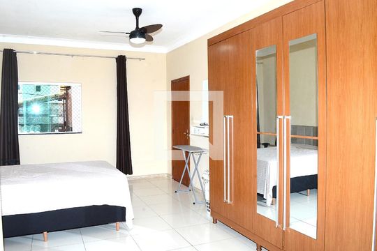 Quarto Suíte de casa de condomínio para alugar com 2 quartos, 110m² em São Gabriel, Belo Horizonte