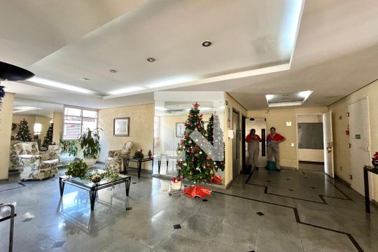Hall social de apartamento à venda com 2 quartos, 70m² em Vila Guarani, São Paulo