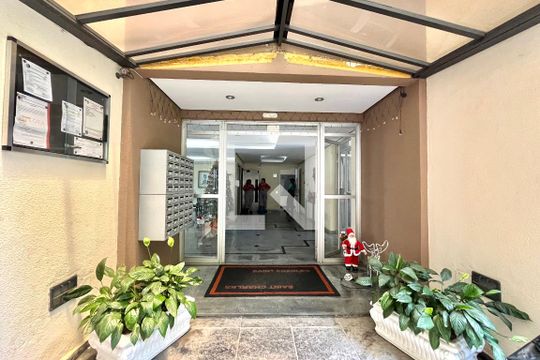 Hall de entrada de apartamento à venda com 2 quartos, 70m² em Vila Guarani, São Paulo