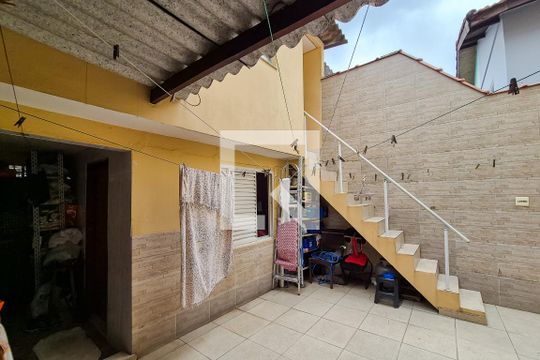Quintal de casa à venda com 2 quartos, 156m² em Vila Jerusalem, São Bernardo do Campo