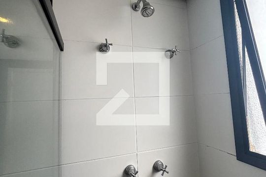 Banheiro da Suíte de apartamento para alugar com 1 quarto, 89m² em Vila Olímpia, São Paulo