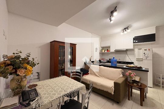 Apartamento à venda com 2 quartos, 44m² em Vila Alice, Santo André