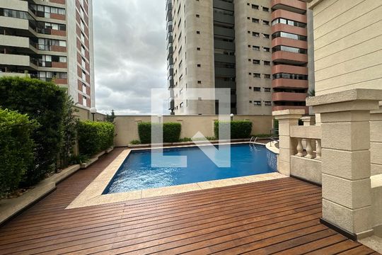 Área comum - Piscina de apartamento à venda com 3 quartos, 177m² em Alphaville Industrial, Barueri