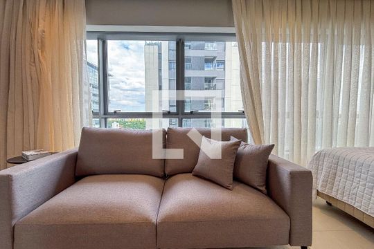 Apartamento à venda com 1 quarto, 32m² em Pinheiros, São Paulo