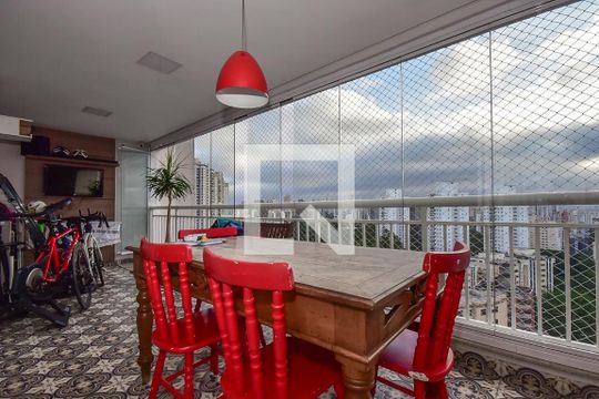 Varanda de apartamento à venda com 3 quartos, 141m² em Jardim Colombo, São Paulo