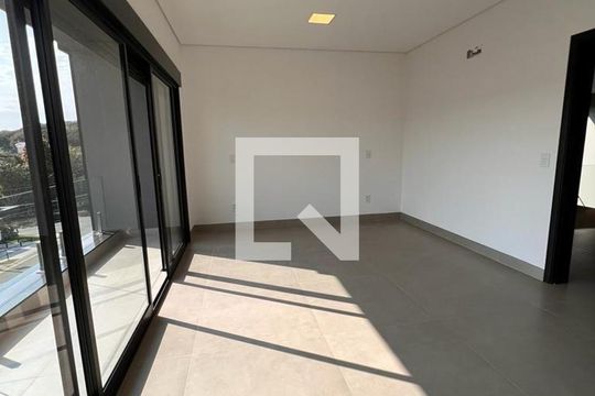 Casa de Condomínio à venda com 4 quartos, 383m² em Swiss Park, Campinas