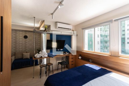 Studio de kitnet/studio para alugar com 1 quarto, 30m² em Santo Cristo, Rio de Janeiro