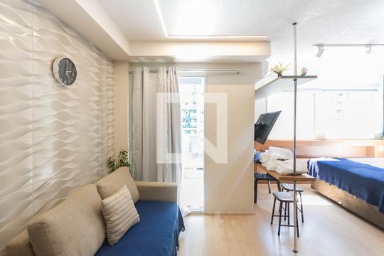 Studio de kitnet/studio para alugar com 1 quarto, 30m² em Santo Cristo, Rio de Janeiro