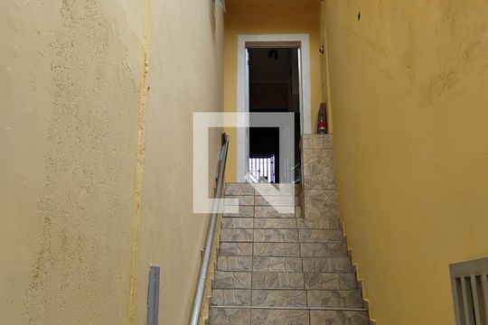 Segundo imóvel de casa à venda com 3 quartos, 180m² em Quitaúna, Osasco