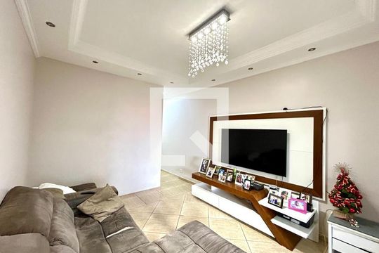 Sala 1 de casa à venda com 4 quartos, 240m² em Jardim Sao Francisco, Guarulhos