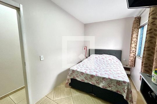 Quarto 1 de casa à venda com 4 quartos, 240m² em Jardim Sao Francisco, Guarulhos