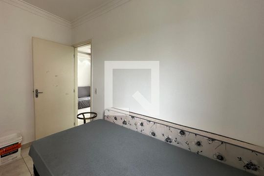 Quarto de apartamento para alugar com 2 quartos, 55m² em Parque Viana, Barueri