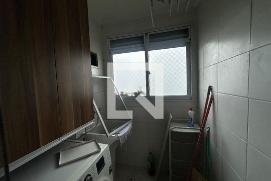 Área de Serviço de apartamento para alugar com 2 quartos, 55m² em Parque Viana, Barueri