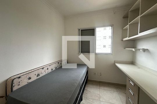 Quarto de apartamento para alugar com 2 quartos, 55m² em Parque Viana, Barueri