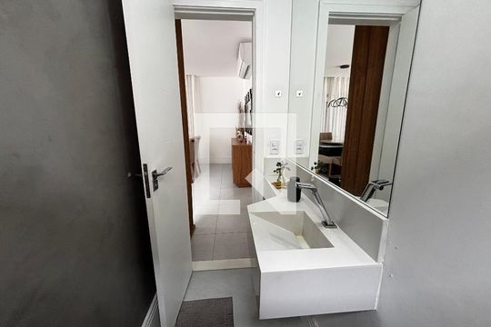 Lavabo de casa de condomínio à venda com 5 quartos, 350m² em Vargem Grande, Rio de Janeiro