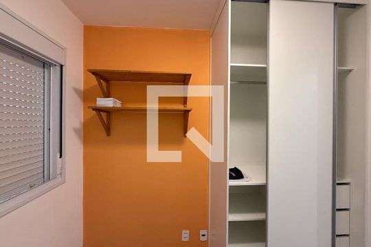Quarto de apartamento para alugar com 2 quartos, 39m² em Vila Buarque, São Paulo