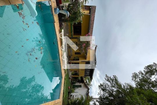 Piscina de casa de condomínio para alugar com 4 quartos, 581m² em Chácara Represinha, Cotia