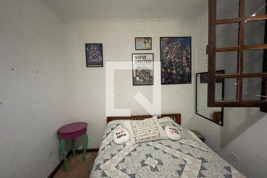 Quarto 2 de casa de condomínio para alugar com 4 quartos, 581m² em Chácara Represinha, Cotia