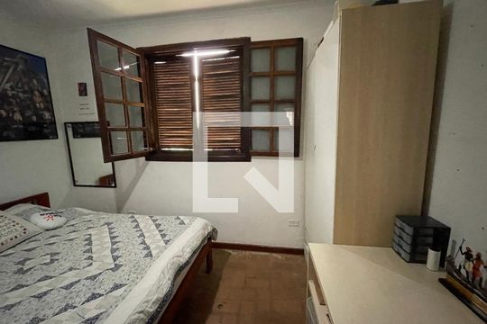 Quarto 2 de casa de condomínio para alugar com 4 quartos, 581m² em Chácara Represinha, Cotia