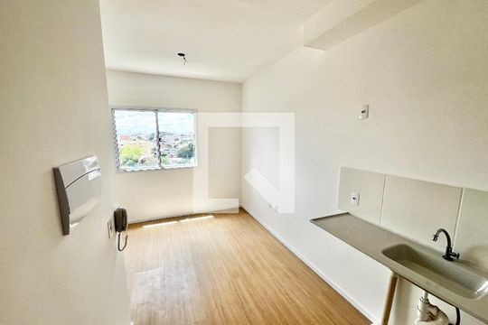 Sala/Cozinha de apartamento à venda com 1 quarto, 17m² em Casa Verde Alta, São Paulo