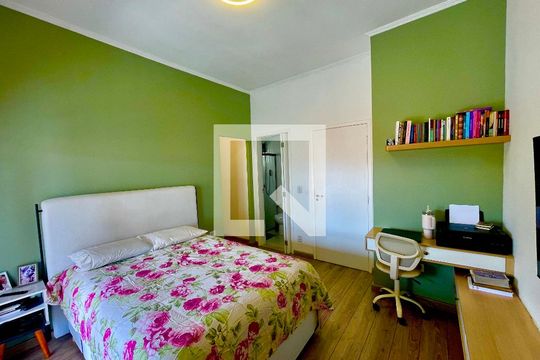 Quarto 1 de casa à venda com 3 quartos, 319m² em Vila Rosalia, Guarulhos