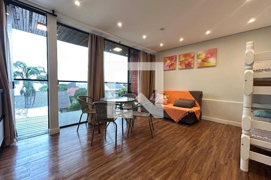 Sala de apartamento para alugar com 1 quarto, 48m² em Santo Antonio de Lisboa, Florianópolis