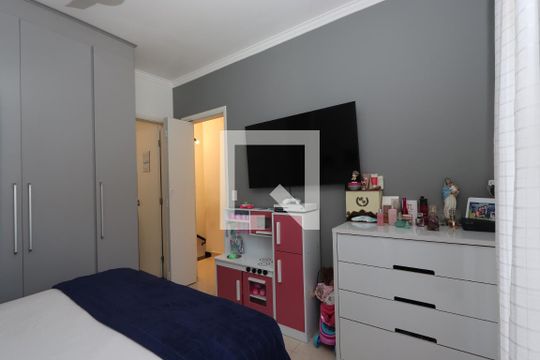 Suíte 1 de casa à venda com 2 quartos, 77m² em Vila Divina Pastora, São Paulo