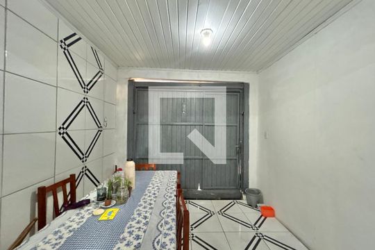 Sala de casa à venda com 3 quartos, 130m² em Campestre, São Leopoldo