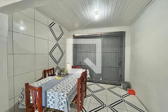 Sala de casa à venda com 3 quartos, 130m² em Campestre, São Leopoldo