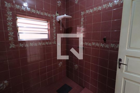 Banheiro de casa à venda com 3 quartos, 245m² em Centro, Osasco