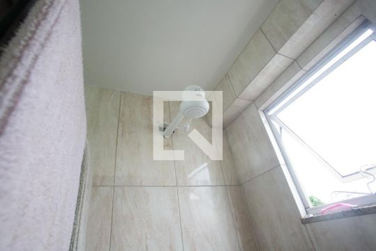 Banheiro da Suíte de casa para alugar com 3 quartos, 200m² em Taquara, Rio de Janeiro