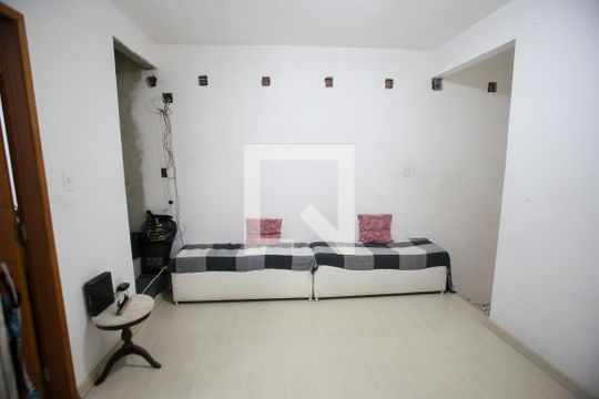 Hall dos Quartos de casa para alugar com 3 quartos, 200m² em Taquara, Rio de Janeiro