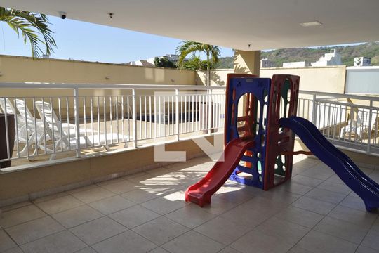 Apartamento à venda com 2 quartos, 55m² em Sampaio, Rio de Janeiro