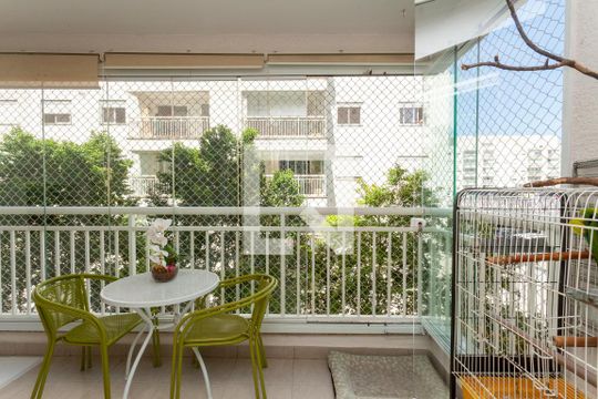 Varanda de apartamento à venda com 3 quartos, 81m² em Vila Isa, São Paulo