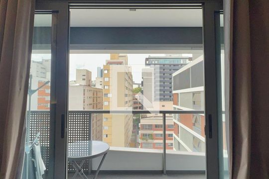 Varanda de kitnet/studio à venda com 1 quarto, 20m² em Pinheiros, São Paulo