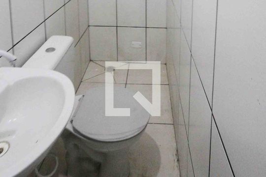 Banheiro Social de apartamento para alugar com 1 quarto, 30m² em Jardim Vera Cruz(zona Leste), São Paulo