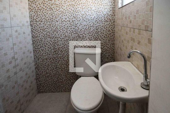 Banheiro de apartamento para alugar com 1 quarto, 30m² em Jardim Vera Cruz(zona leste), São Paulo