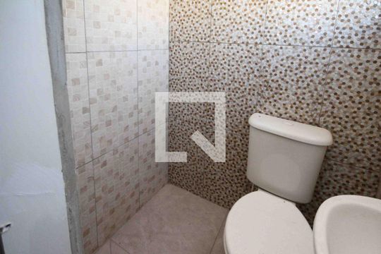 Banheiro de apartamento para alugar com 1 quarto, 30m² em Jardim Vera Cruz(zona leste), São Paulo