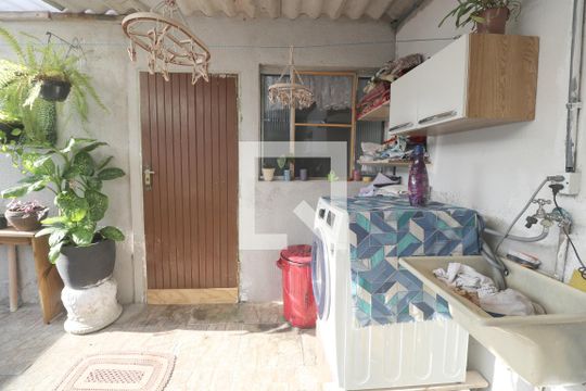 Área de Serviço de casa para alugar com 3 quartos, 180m² em Jardim Santo André, Santo André