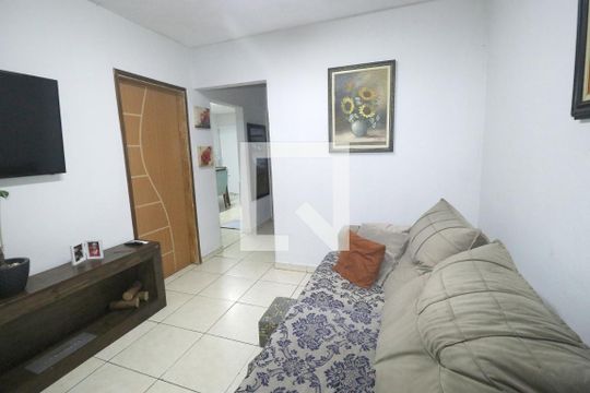 Sala de casa à venda com 3 quartos, 180m² em Jardim Santo André, Santo André