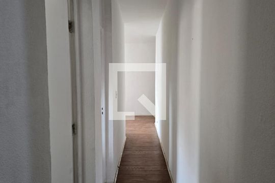 Corredor de apartamento à venda com 2 quartos, 70m² em Vila Leonor, Guarulhos
