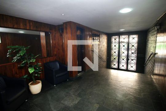 Área comum - Hall de Entrada de apartamento à venda com 2 quartos, 70m² em Vaz Lobo, Rio de Janeiro