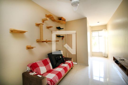 Sala de apartamento à venda com 2 quartos, 70m² em Vaz Lobo, Rio de Janeiro