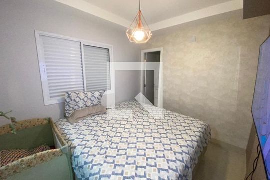 Quarto 1 de apartamento para alugar com 3 quartos, 108m² em Jardim Karaíba, Uberlândia