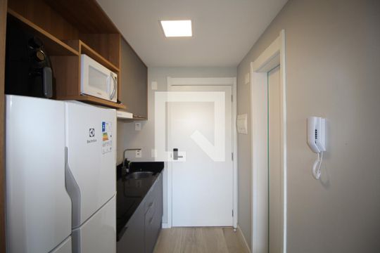 v de kitnet/studio à venda com 1 quarto, 25m² em Boa Vista, Porto Alegre