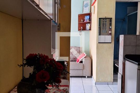 Cozinha de casa à venda com 2 quartos, 65m² em Jardim Rosa de Franca, Guarulhos