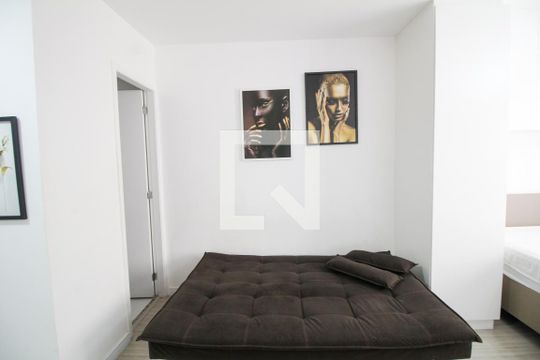 Sala/Quarto de kitnet/studio para alugar com 1 quarto, 27m² em Brás, São Paulo