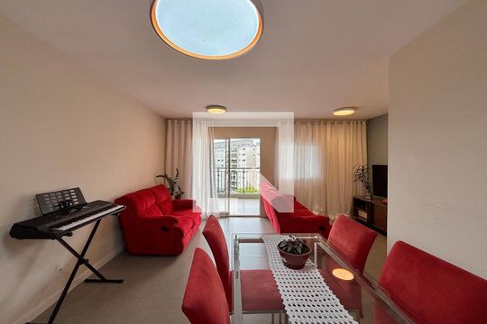 Sala  de apartamento para alugar com 2 quartos, 84m² em Santo Amaro, São Paulo